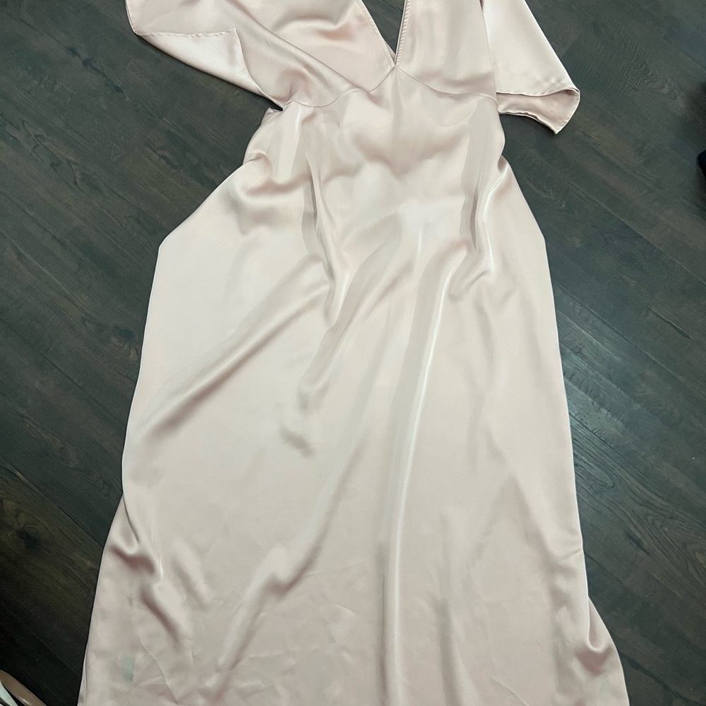 Storia Dusty Blush Satin Wrap Dress, Medium - EUC - Picture 2 of 7
